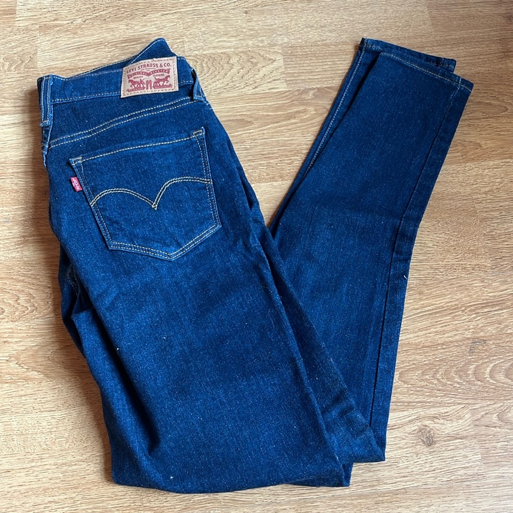 Levi’s 720 high rise super skinny